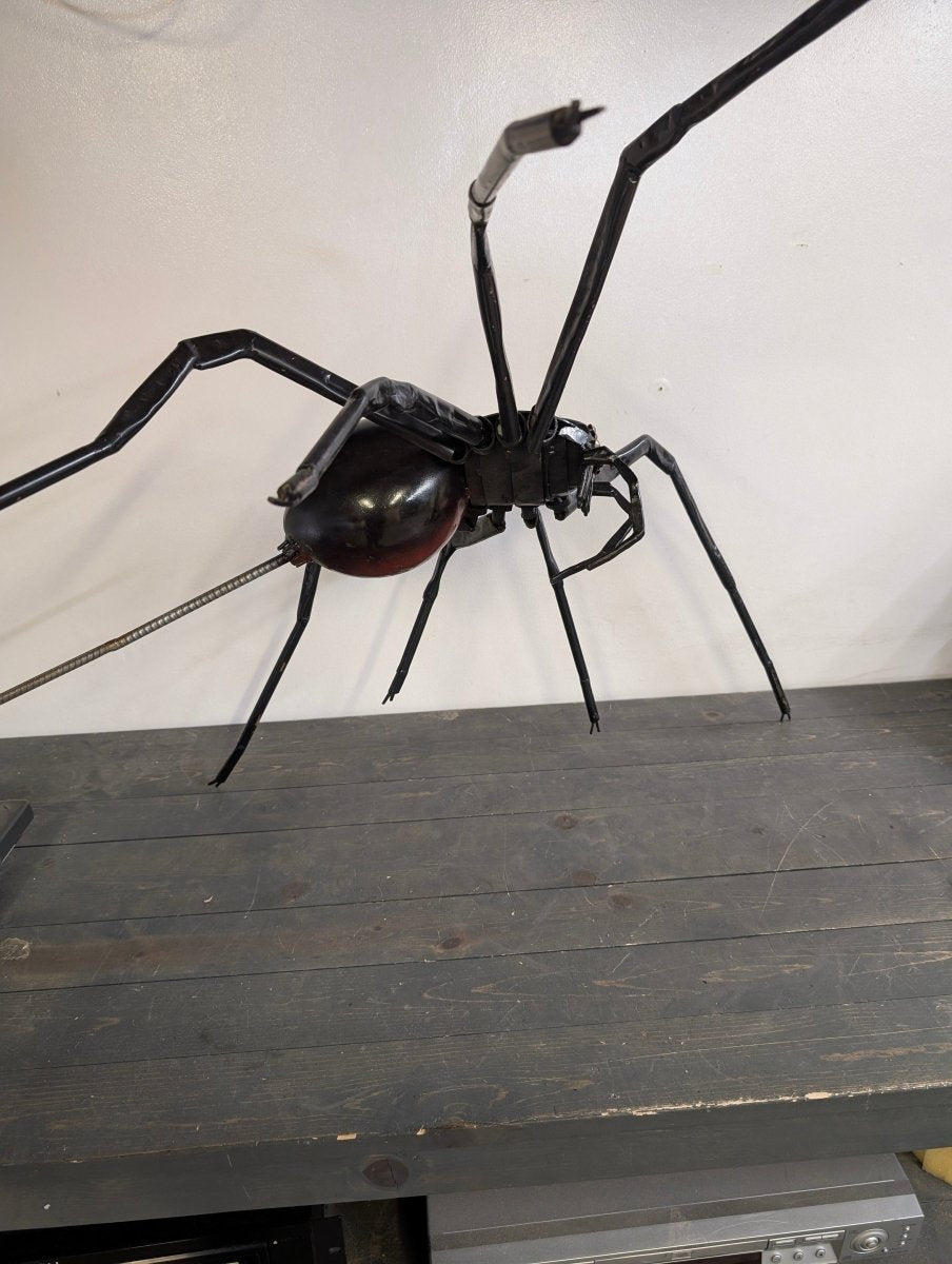Detailed Metal Spider Sculpture - Crap4Cash -