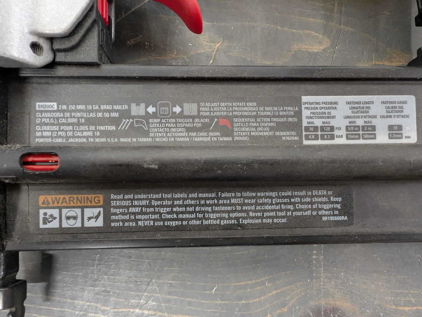 Pneumatic Staple Guns and staples bundle - Crap4Cash -