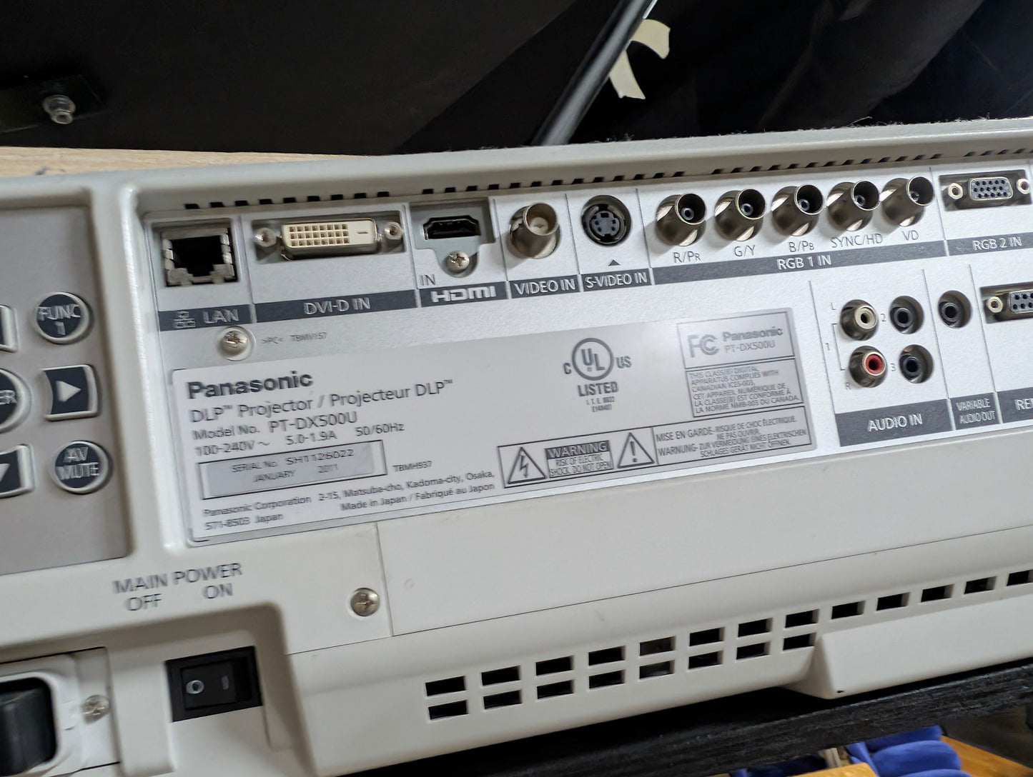 Panasonic DLP Projector PT-DX500U