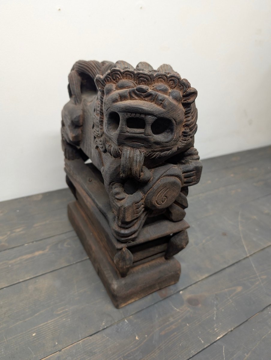 Wooden Lion Carvings Set of 2 from Burma - Crap4Cash -