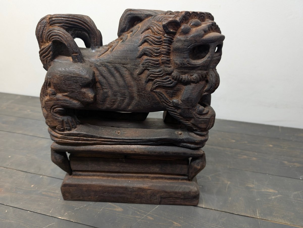 Wooden Lion Carvings Set of 2 from Burma - Crap4Cash -