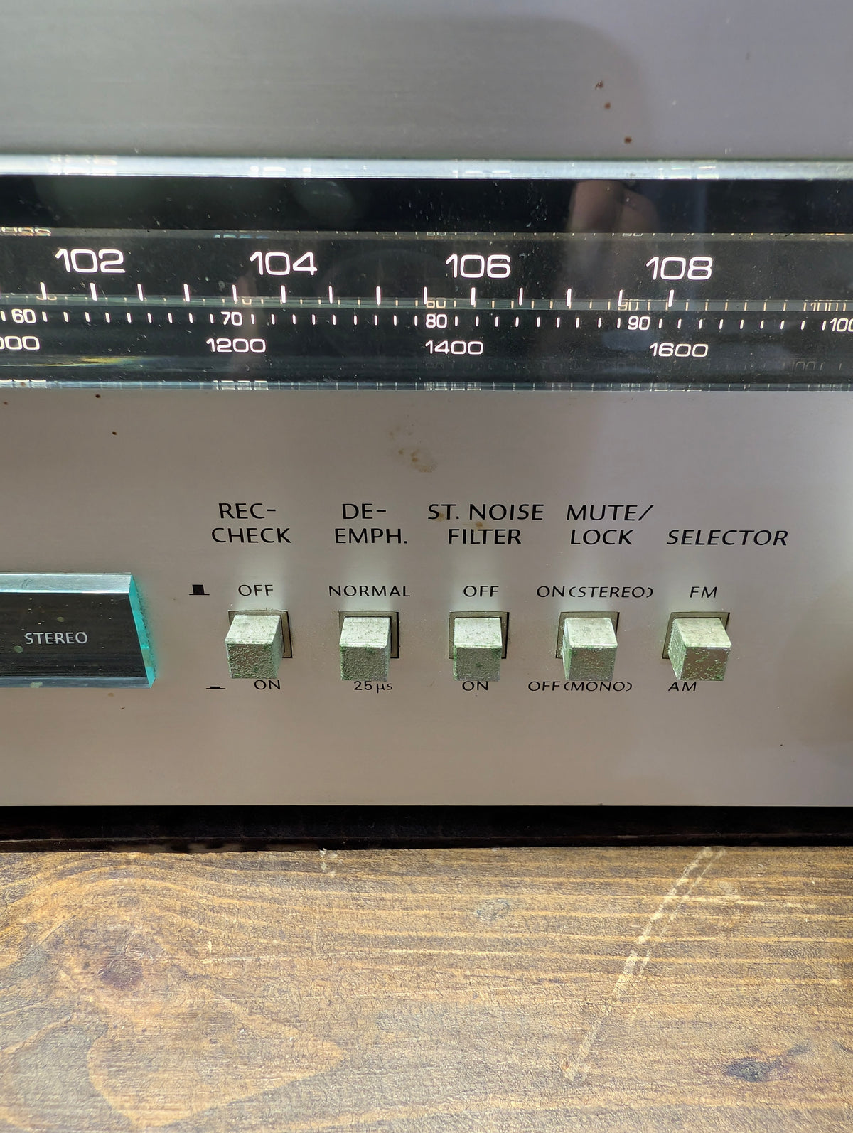 Onyko T-4090 Tuner