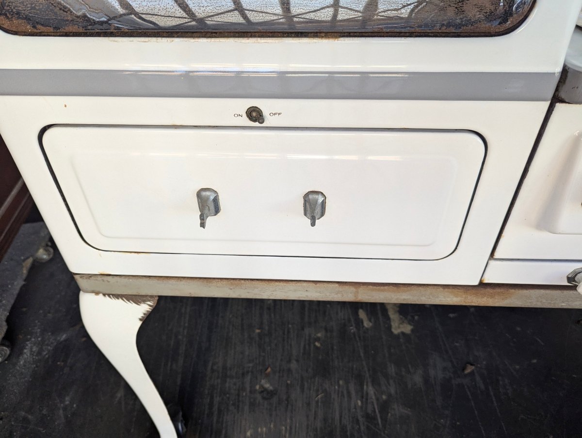 1920's Vintage Hotpoint Oven *Untested As Is* - Crap4Cash - 