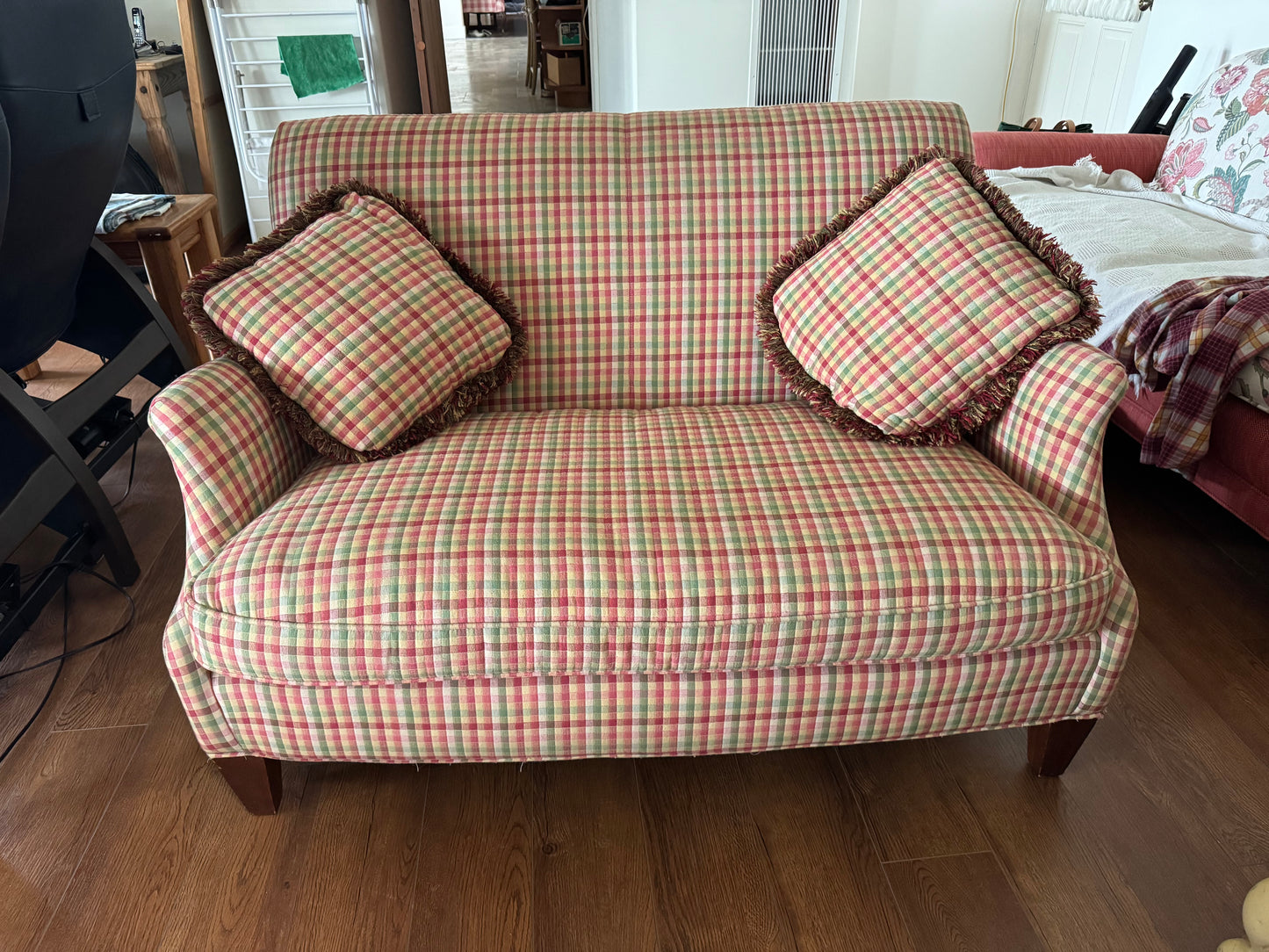 Vintage Sofa Plaid Red/Green/White