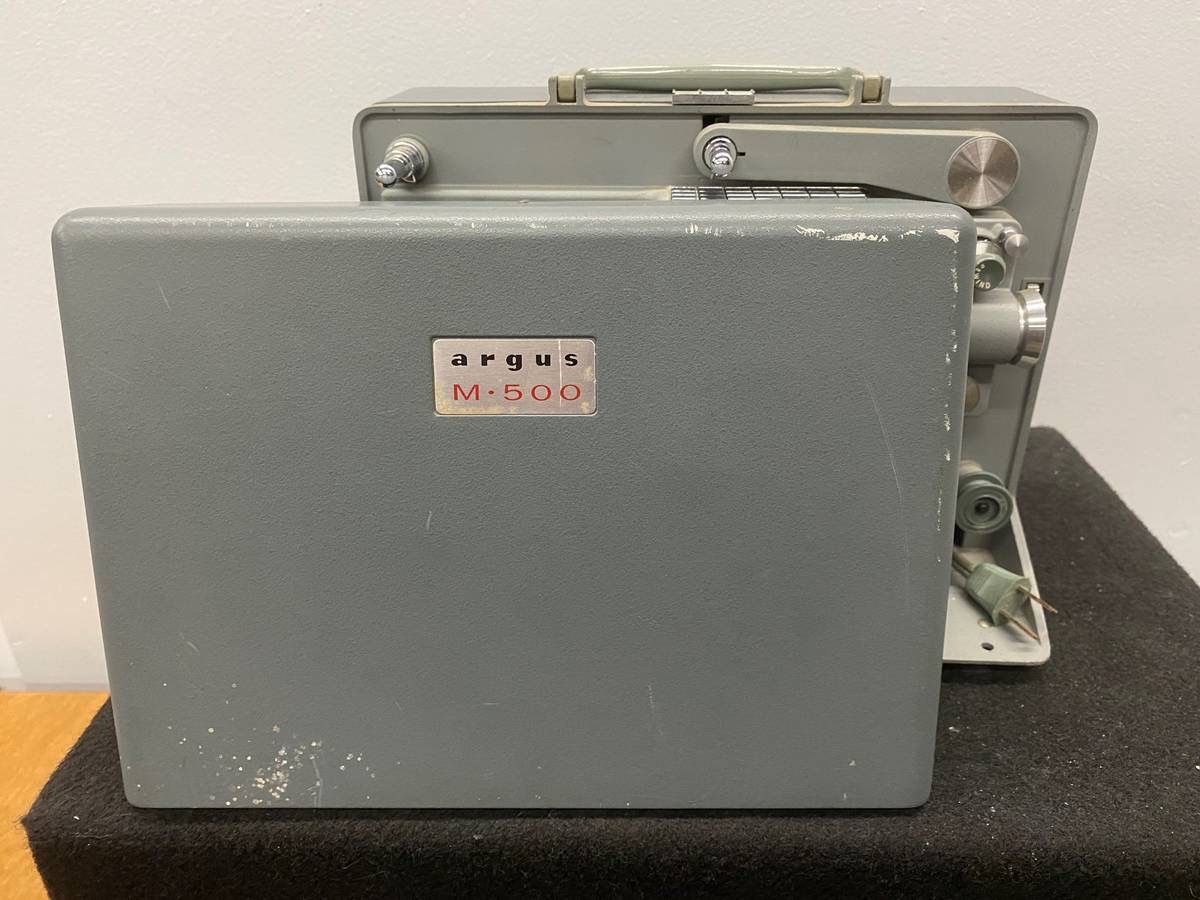 Argus M 500 Vintage Mobile Slide Projector - Crap4Cash - 