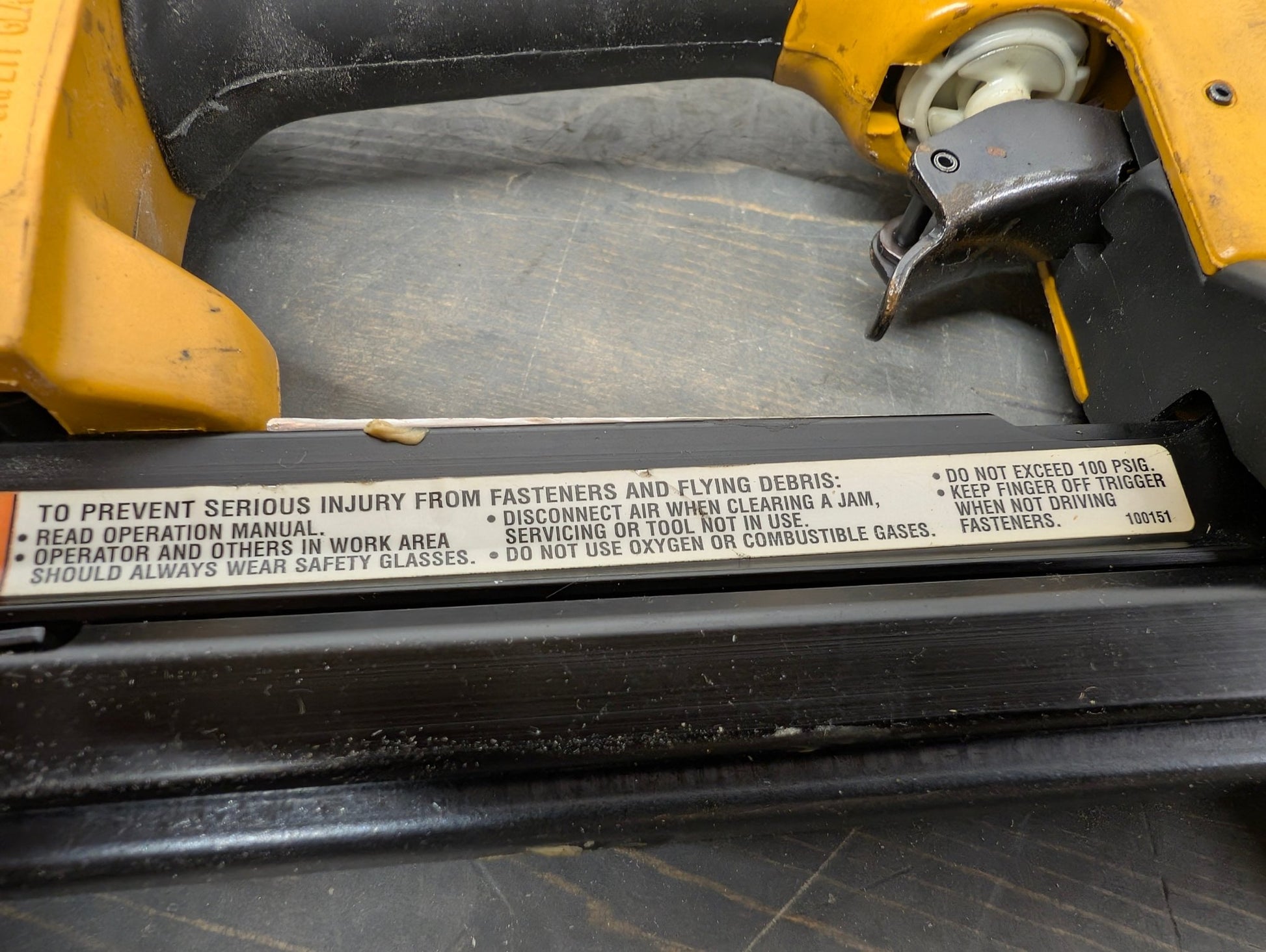 Bostitch Pneumatic Staple Gun - Crap4Cash - 