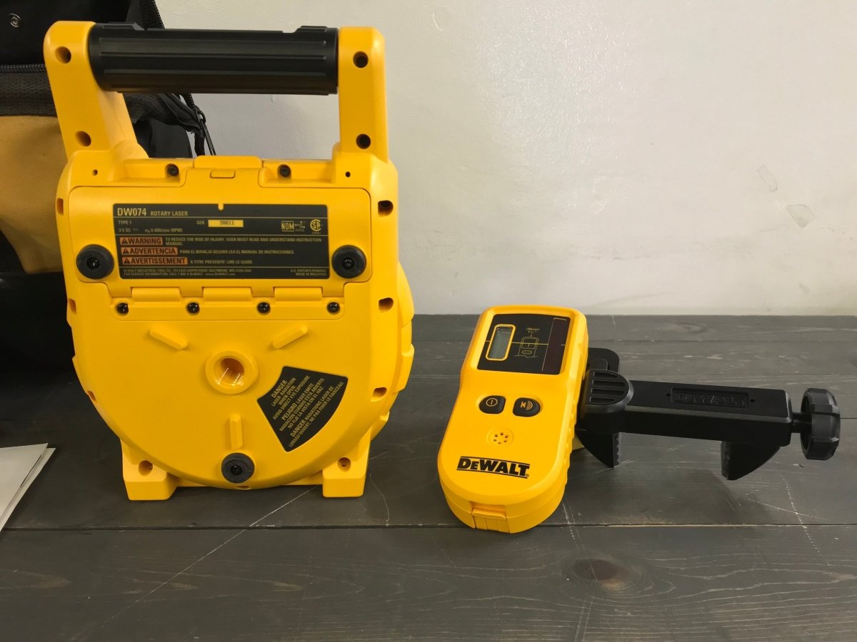 DeWalt DW074 Self - leveling Rotary Laser Kit - Crap4Cash - Tools