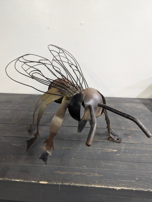 Handmade Metal Bee Sculpture - Crap4Cash - 
