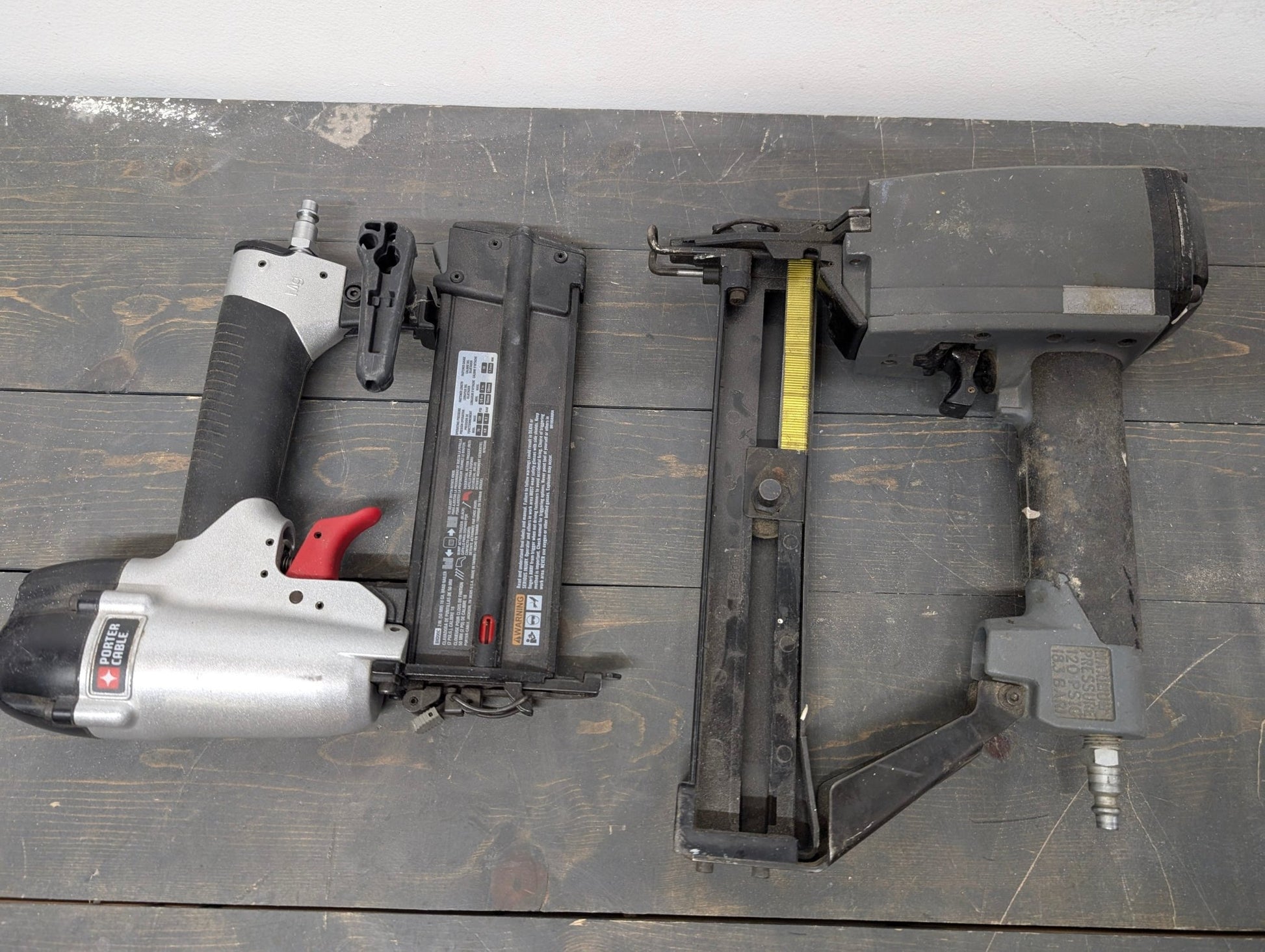 Pneumatic Staple Guns and staples bundle - Crap4Cash - 