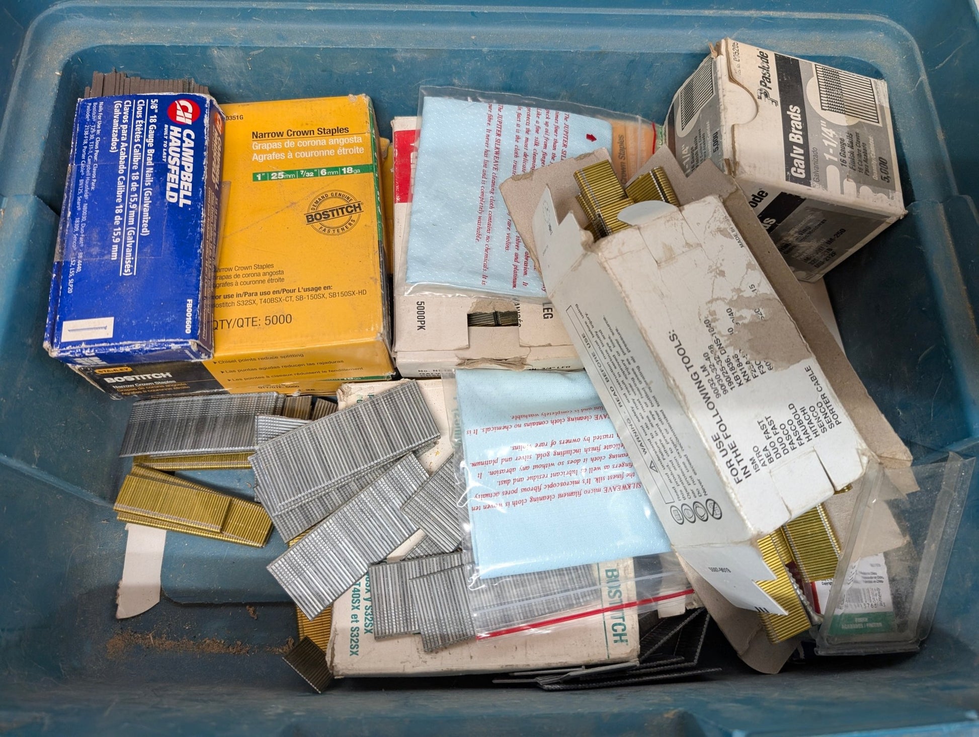 Pneumatic Staple Guns and staples bundle - Crap4Cash - 