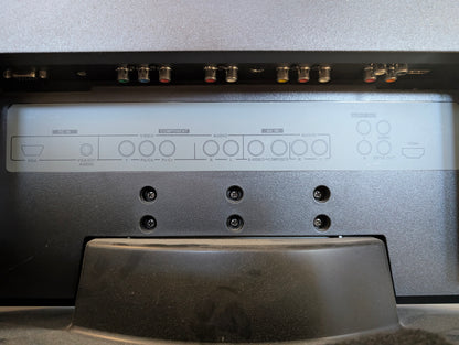 32" Maxent TV with Built In DVD Player