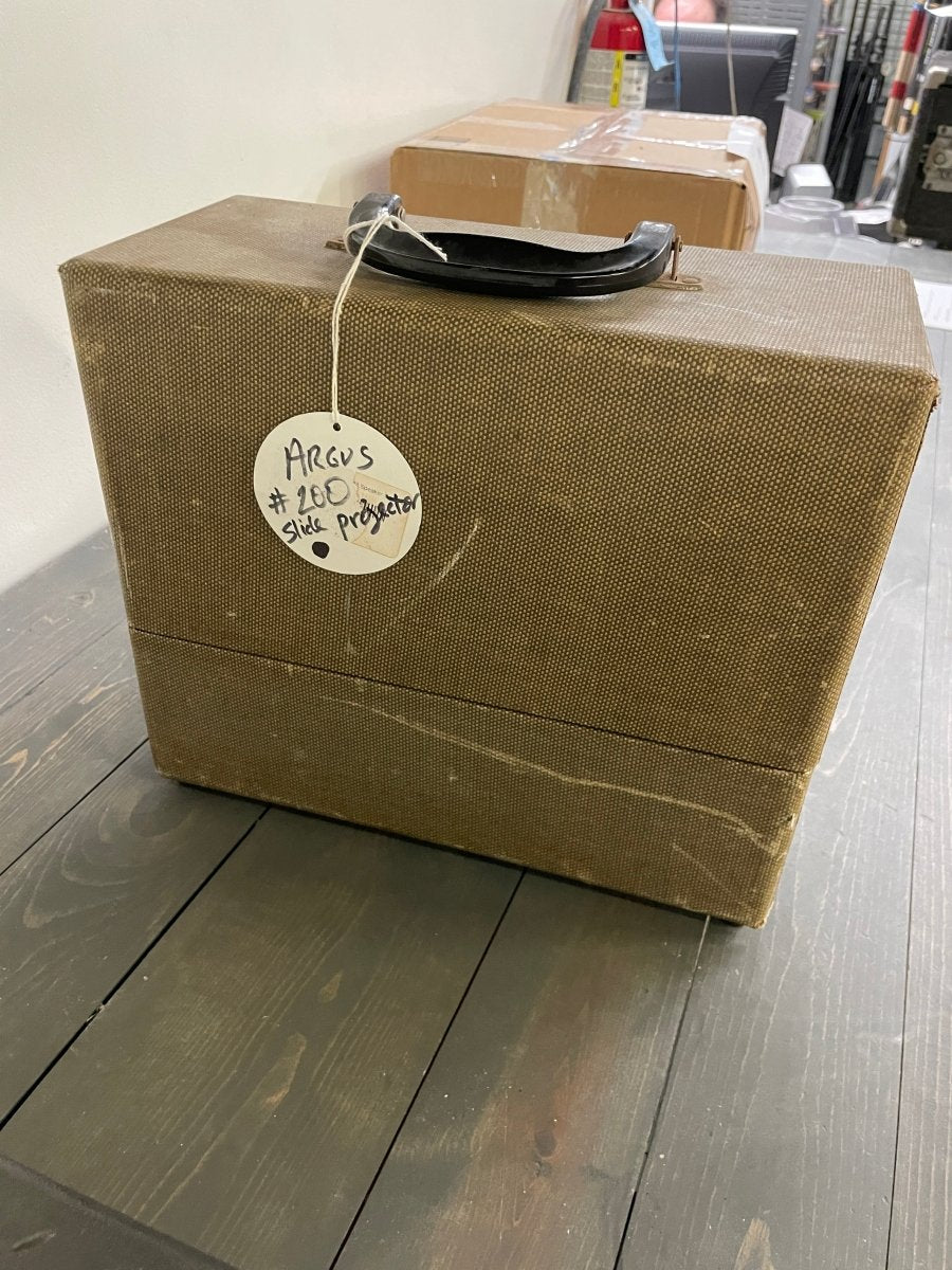 Vintage Argus 200 Slide Projector - Good Working Condition - Crap4Cash - 