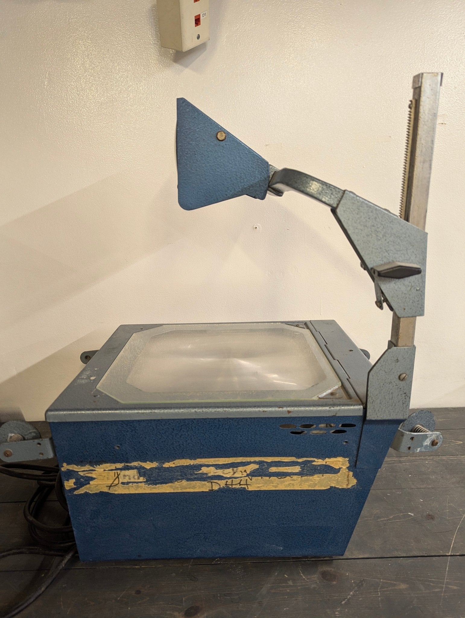 Vintage Model 80 Buhl Overhead Projector working bulb - Crap4Cash - 